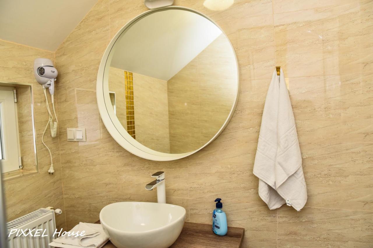 Pixxel House Hotel Felsőmoécs Kültér fotó